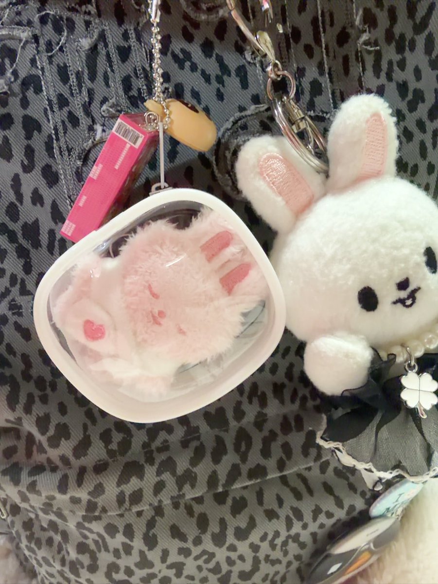 Micro Strawberry Rabbit 3