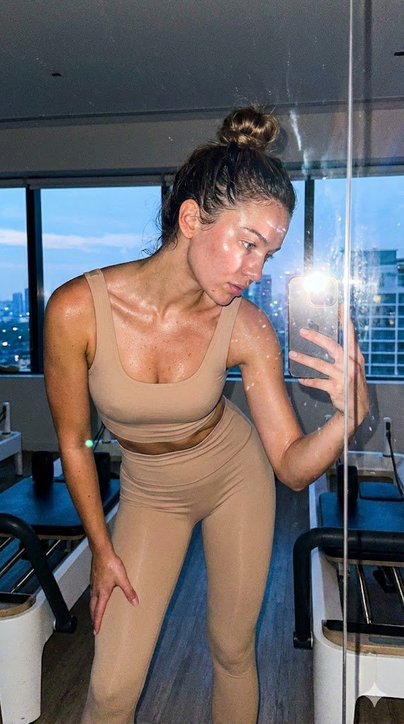 Pilates Selfie Prompt 1