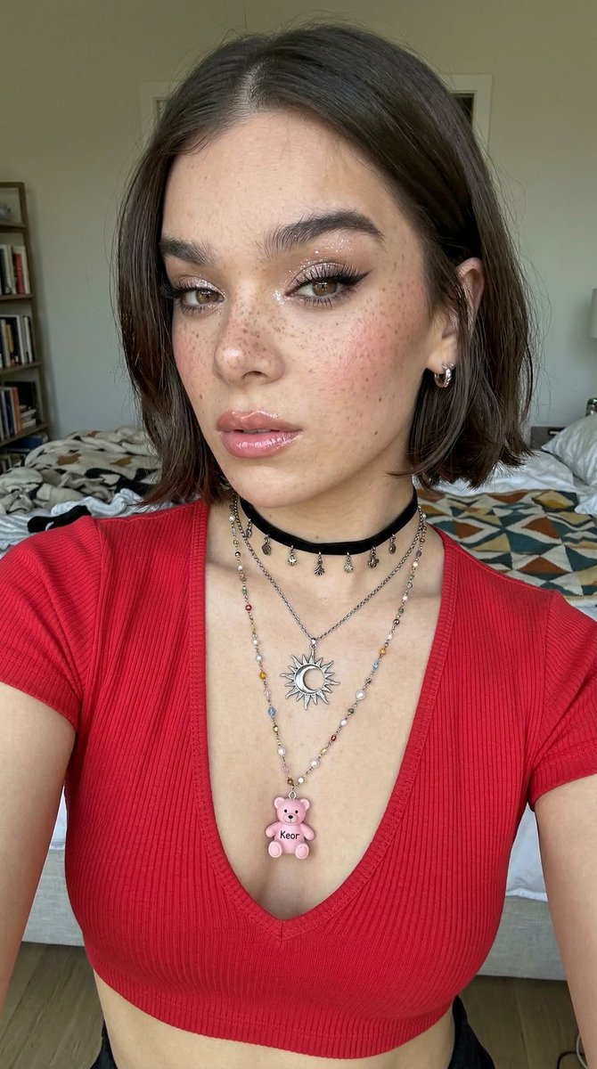 Photorealistic Influencer Close-up Selfie 4