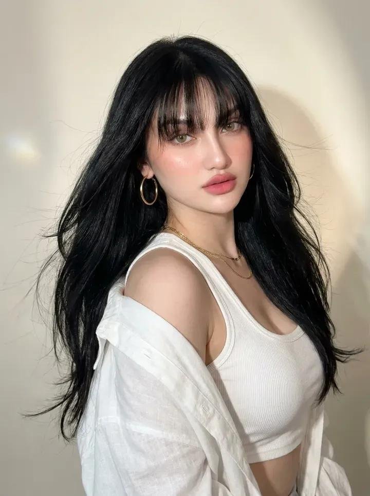 Editorial Smartphone Flash Portrait 3