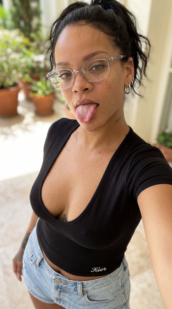 Celebrity Selfie Selfie Generation 4