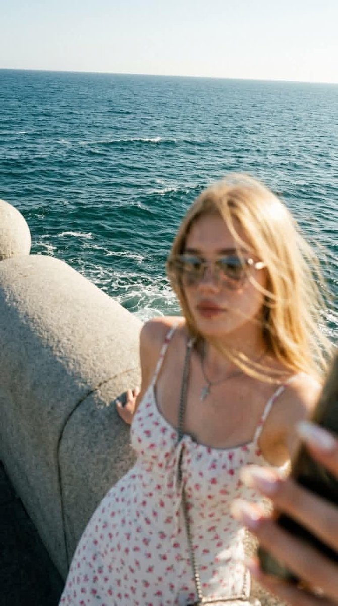 Dreamlike Seaside Memory Selfie 2