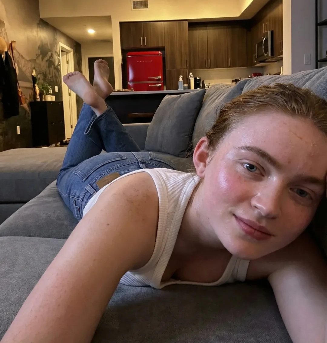 Sadie Sink Photoshoot in a Modern Apartment 1
