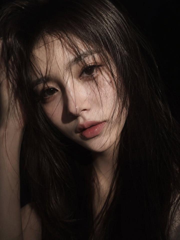 Moody Editorial Beauty Portrait 1