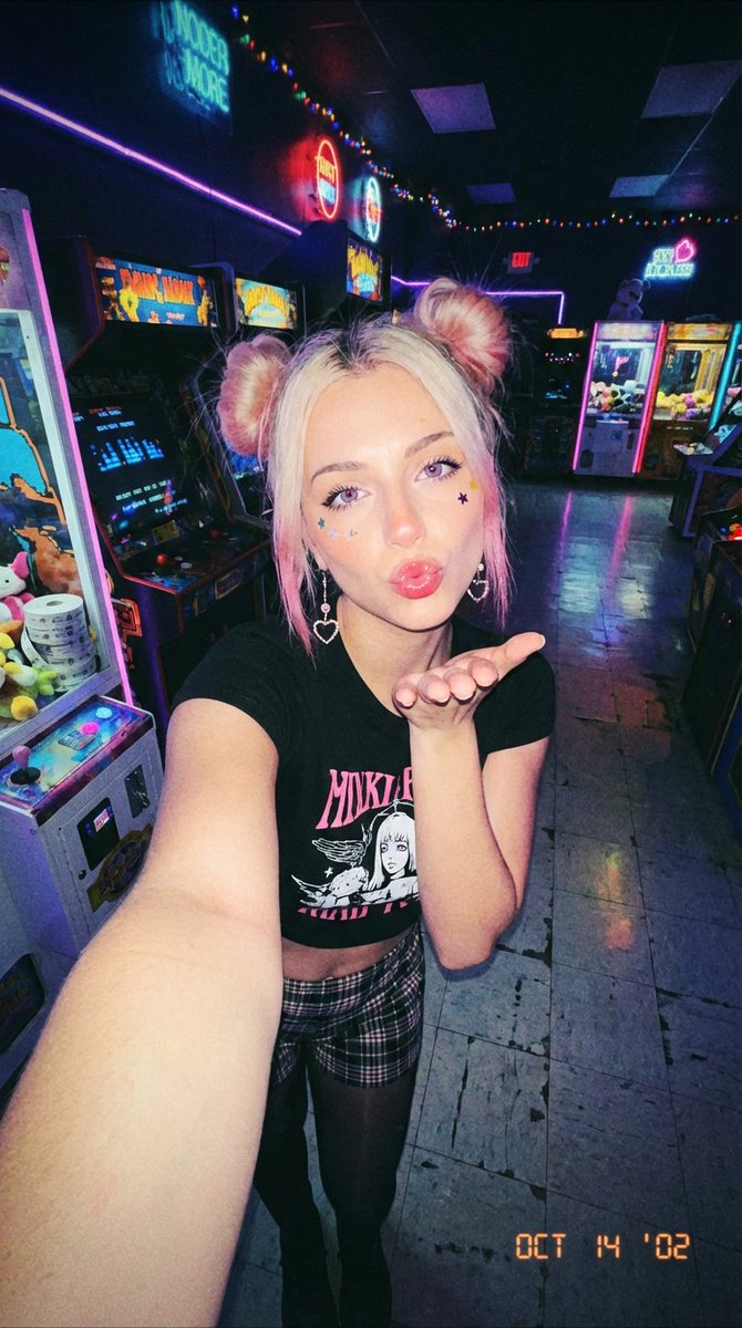 Y2K Grunge Arcade Selfie Portrait 1